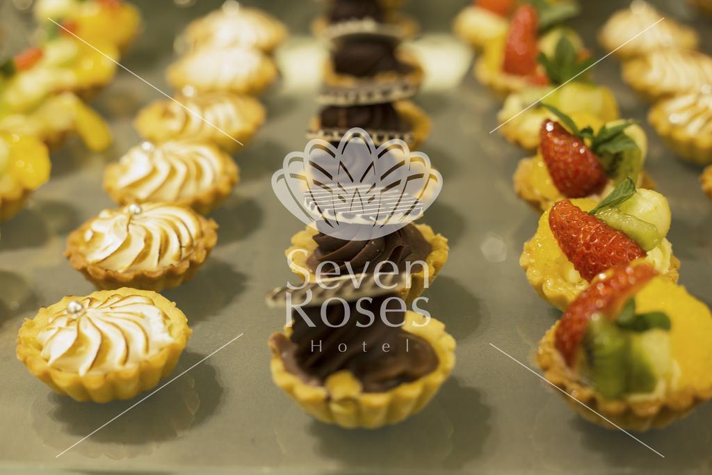 Seven Roses Hotel Amman Exterior foto