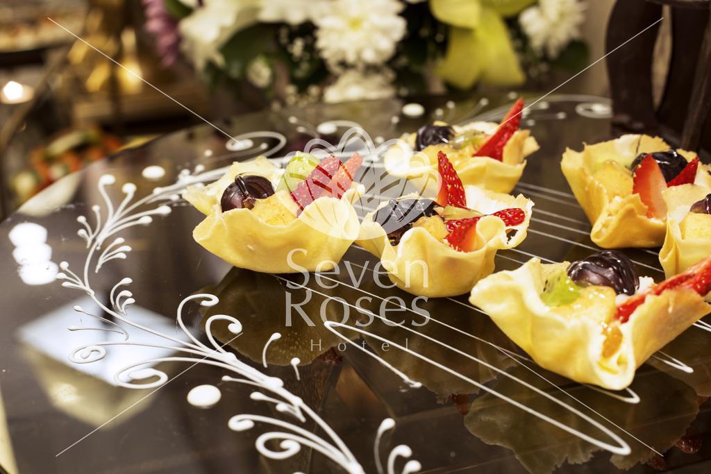 Seven Roses Hotel Amman Exterior foto